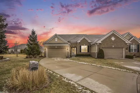 49612 Cosimo, Macomb, MI 48042 photo 4