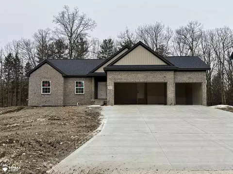 8128 Peninsula, Grand Blanc, MI 48439