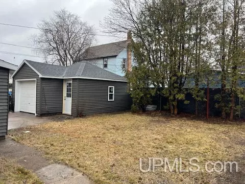 Exterior - 407 S 9th, Escanaba, MI 49829 photo 2 of 2