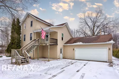 419 N Cass, Vassar, MI 48768