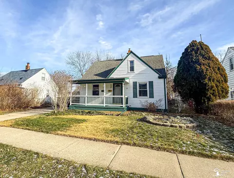 22150 Tuscany, Eastpointe, MI 48021