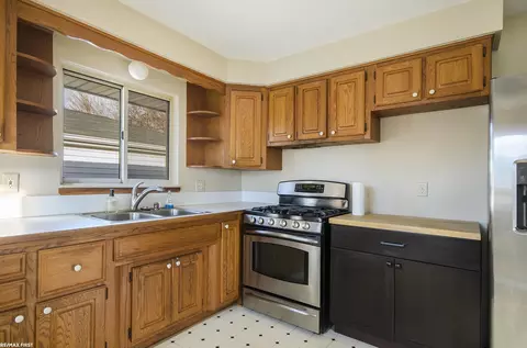 17523 Lamont, Fraser, MI 48026 photo 6