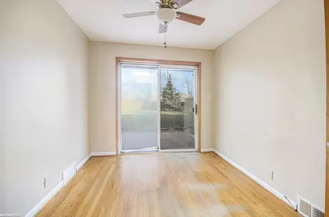 17523 Lamont, Fraser, MI 48026 photo 3