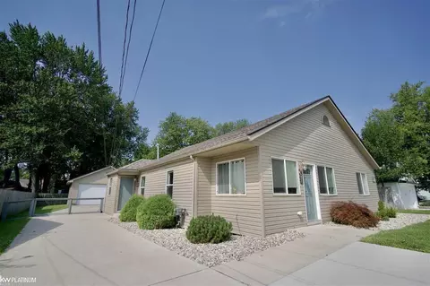 41195 Conger Bay, Harrison Township, MI 48045