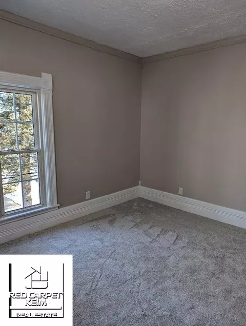 131 W 2nd, Perry, MI 48872 photo 32