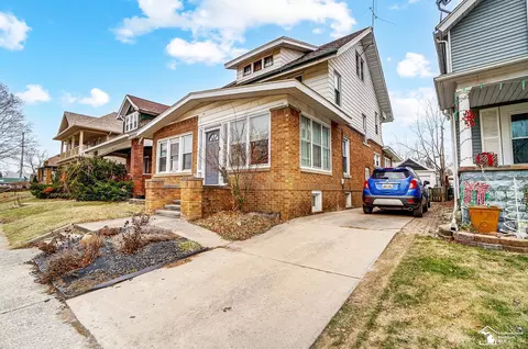 452 N Monroe, Monroe, MI 48162 photo 2
