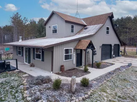 2550 S Grout, Gladwin, MI 48624