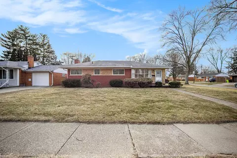 44093 Donley, Sterling Heights, MI 48314