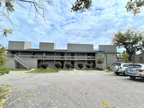 6202 S Tennis Ct C-2 #C-2, Bay City, MI 48706