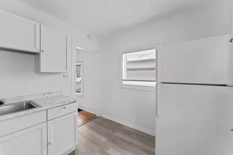 Entry Way - 1305 Lippincott, Flint, MI 48503 photo 1 of 2