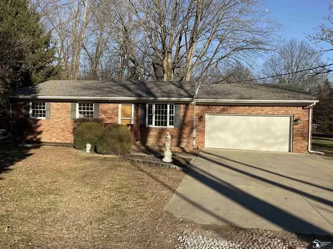 3622 Heiss Rd, Monroe, MI 48162