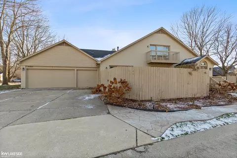 42297 Edward, Clinton Township, MI 48038