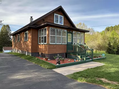e8170 Sanders Road, Bessemer, MI 49911