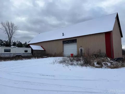 Exterior - 5217 I, Escanaba, MI 49829 photo 2 of 4