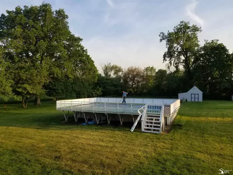 Exterior - 811 Heiss, Monroe, MI 48162 photo 5 of 15