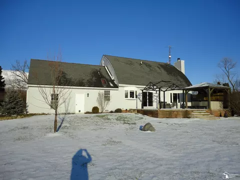 Exterior - 811 Heiss, Monroe, MI 48162 photo 4 of 15