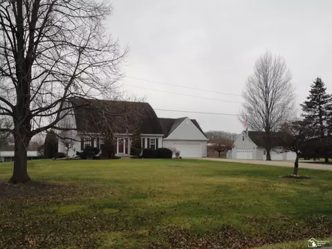 Exterior - 811 Heiss, Monroe, MI 48162 photo 3 of 15