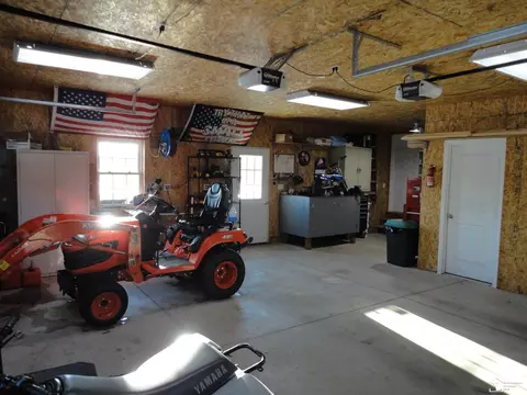 Exterior - 811 Heiss, Monroe, MI 48162 photo 7 of 15