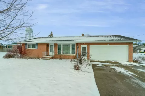 476 W Hampton, Essexville, MI 48732