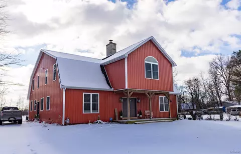 1825 W W Vly, Adrian, MI 49221