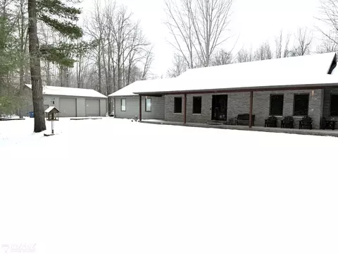 9317 Nichols, Montrose, MI 48457
