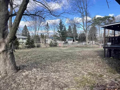 Exterior - 246 W Maple, Harrison, MI 48625 photo 2 of 5