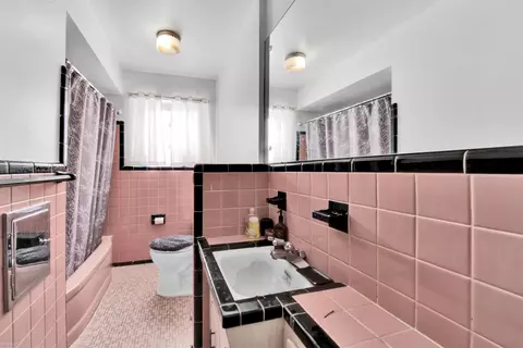 Bath - 24675 Almond, Eastpointe, MI 48021 photo 1 of 2
