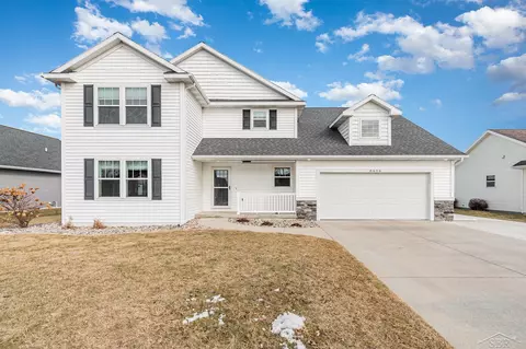8656 Summer Rdg, Freeland, MI 48623