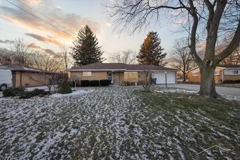 1545 Sauk, Saginaw, MI 48638