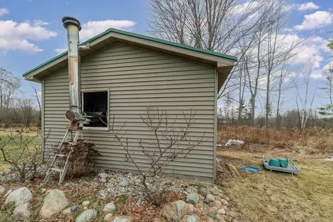 Exterior - 4602 N Elevator, Pinconning, MI 48650 photo 6 of 6