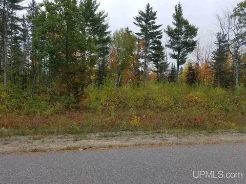 tbd N Greenwood Lk UNIT 10, Ishpeming, MI 49849