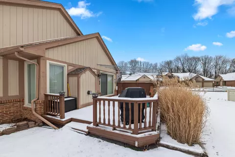 46609 High Mdws, Macomb, MI 48044 photo 32
