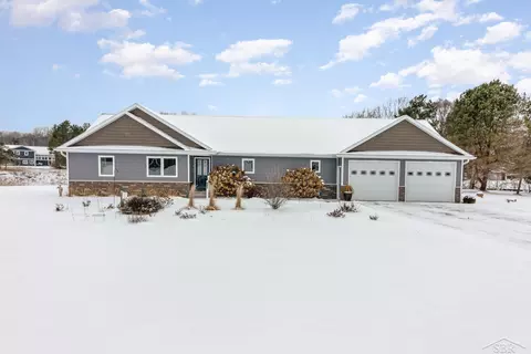 969 E Shoreline, Hope, MI 48628 photo 3