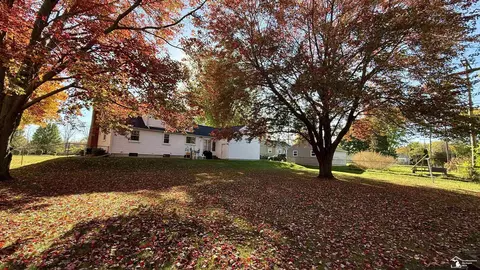 Exterior - 1624 N Custer, Monroe, MI 48162 photo 7 of 12
