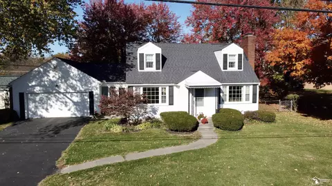 Exterior - 1624 N Custer, Monroe, MI 48162 photo 2 of 12