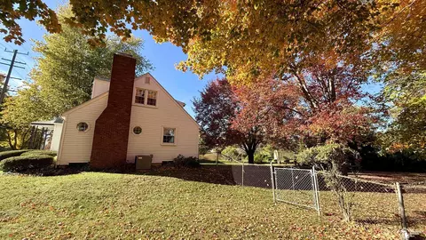Exterior - 1624 N Custer, Monroe, MI 48162 photo 6 of 12