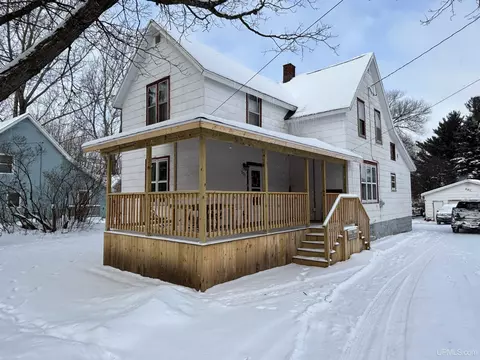 331 Carp, Ishpeming, MI 49849 photo 2