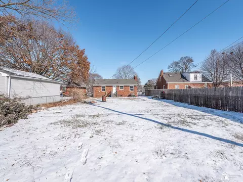 734 E Front, Monroe, MI 48161 photo 28