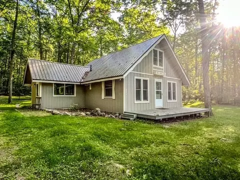 4861 White Birch, Farwell, MI 48622