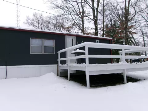 Exterior - 1725 Bungo, Harrison, MI 48625 photo 5 of 5