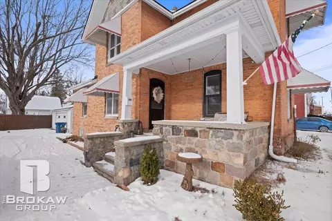 311 N State, Davison, MI 48423 photo 3