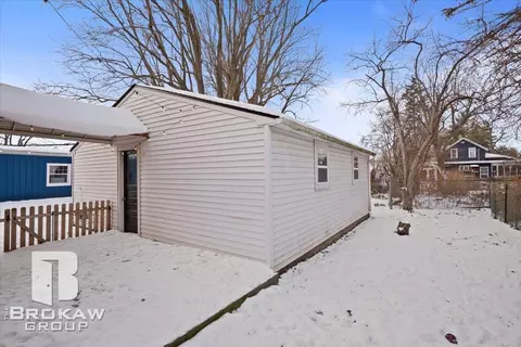311 N State, Davison, MI 48423 photo 41