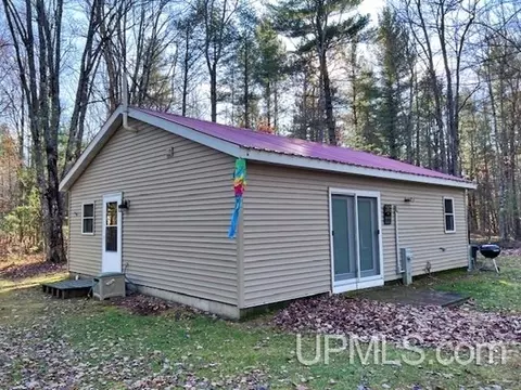 n18763 Short Cut Road, Pembine, WI 54156