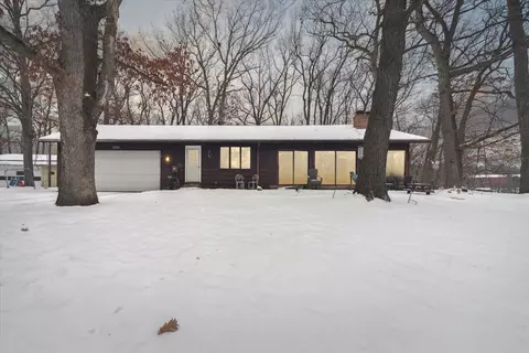 13907 Upton, Bath, MI 48808