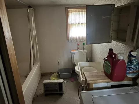 Bath - Undisclosed, Harrison, MI 48625 photo 1 of 1