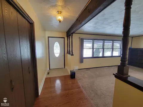 605 Crestview, Corunna, MI 48817 photo 4