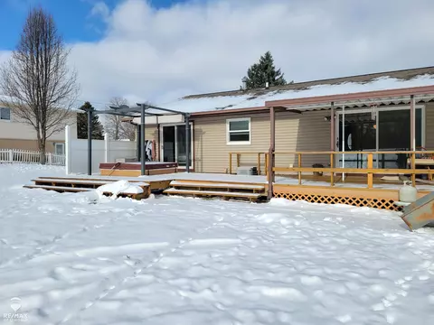 605 Crestview, Corunna, MI 48817 photo 22