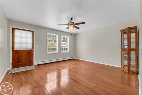 706 Townsend, Algonac, MI 48001 photo 4
