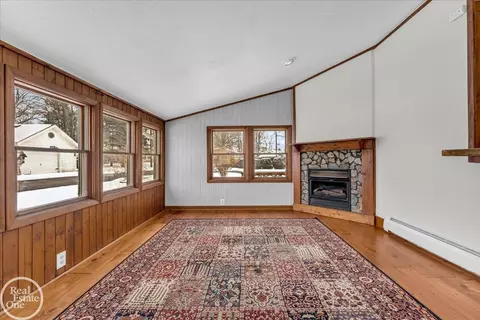 706 Townsend, Algonac, MI 48001 photo 10