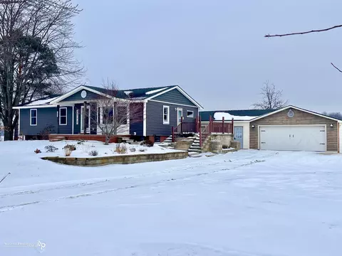 18257 E New, Lothrop, MI 48460
